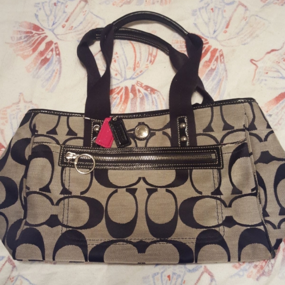Coach Signature Dairy Tote Handbag